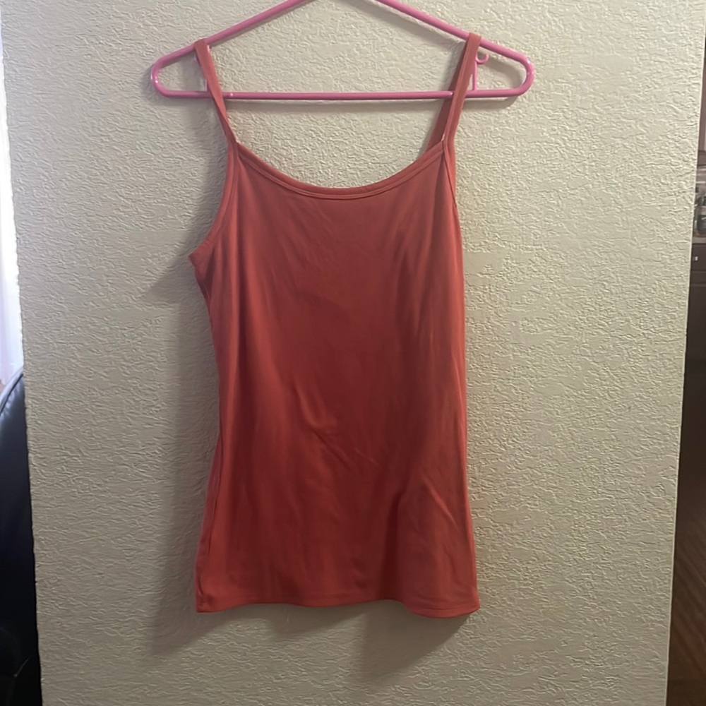 Women tank top